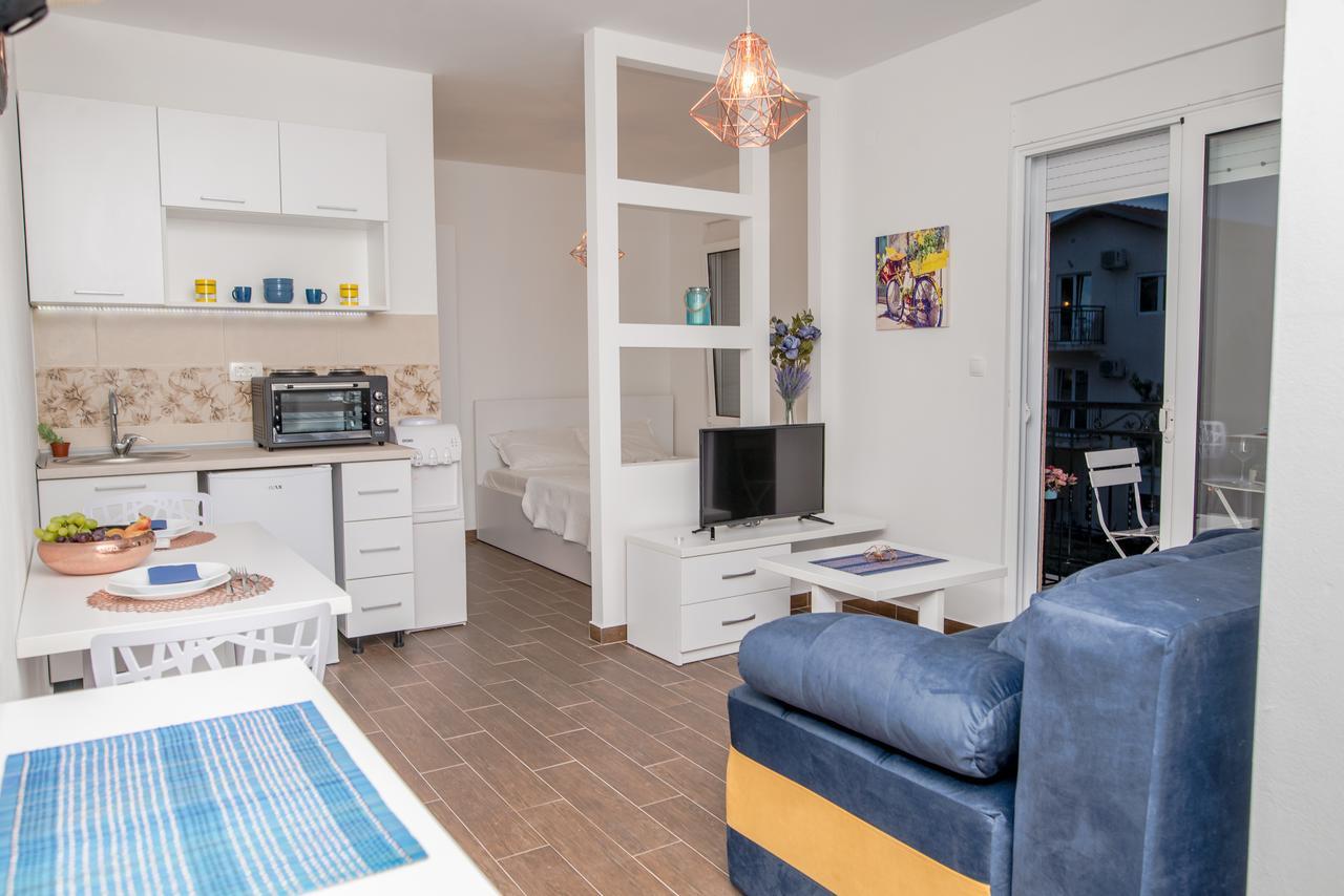Tina Apartment *