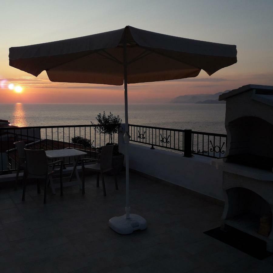 Tina Apartman Utjeha